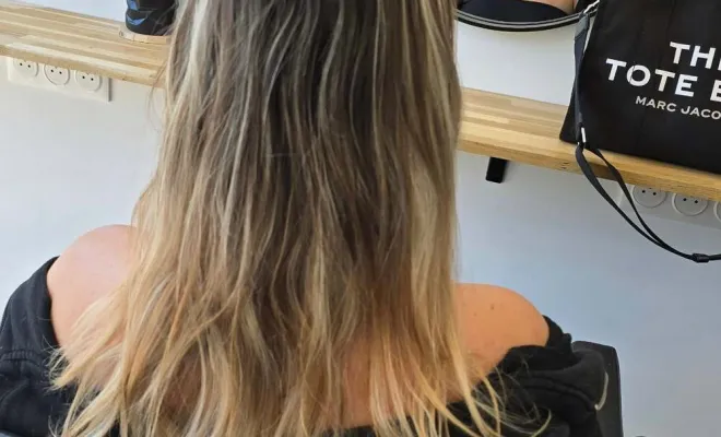 Réalisation d’un balayage blond lumineux avec ombrés à Blausasc, Blausasc, De la Racine à la Pointe
